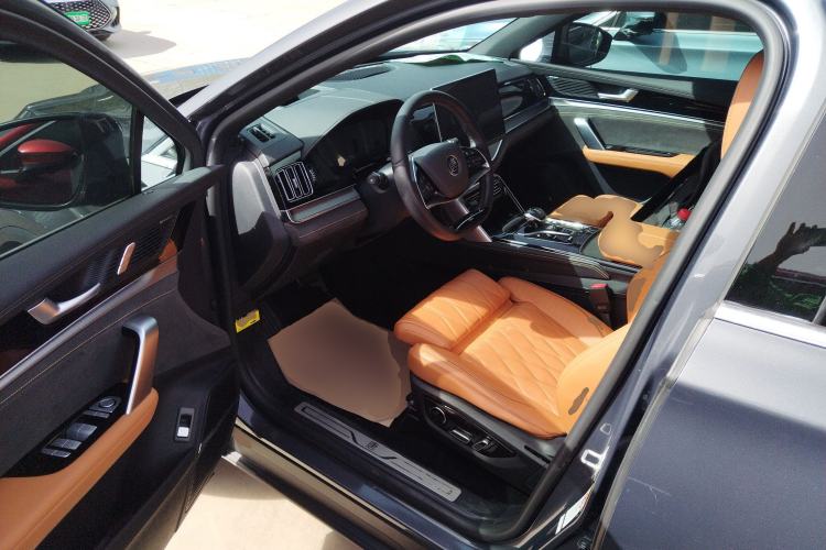 Used BYD Tang New Energy 2023 DM-i Champion Edition 112KM Prestige Model Driver Seat