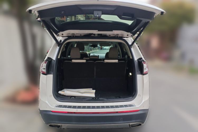 Used Ford Edge 2015 2.0T GTDi Four-Wheel Drive Prestige Model
