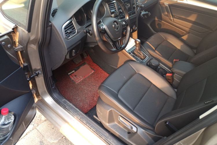 Used Volkswagen Golf Sportsvan 2019 280TSI Automatic Trendy Edition China V Standard Driver Seat