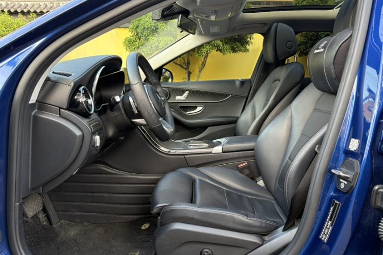 Used Mercedes-Benz C-Class 2021 C 200 L Fashion Edition Sport Version Left Front Seat