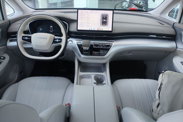 Used Roewe iMAX8 New Energy 2025 1.5T DMH Lu Zun Deluxe Edition Center Console