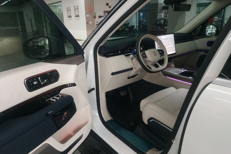 Used Zeekr 9X 2025 Ultra Edition 70kWh Driver Seat