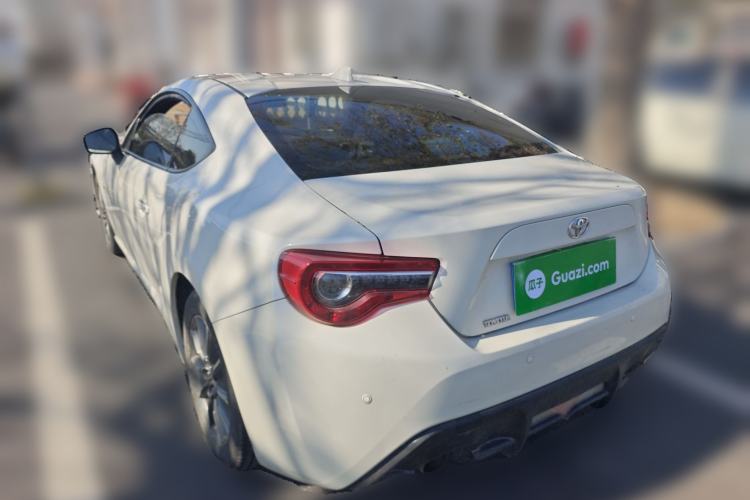 Used Toyota 86 2017 2.0L Manual Luxury Version