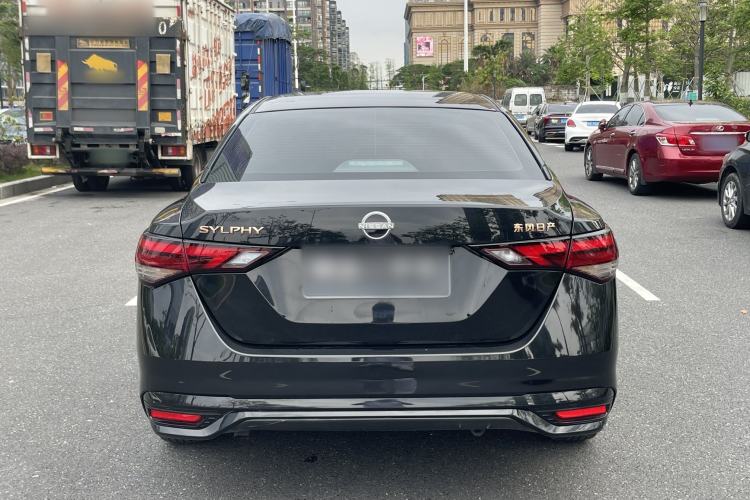 Used Nissan Sylphy 2023 1.6L CVT Black Gold Edition Exterior 5