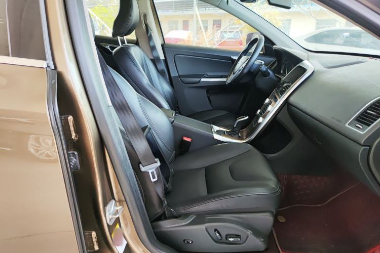 Used Volvo XC60 2016 T5 Smart Upgrade Model