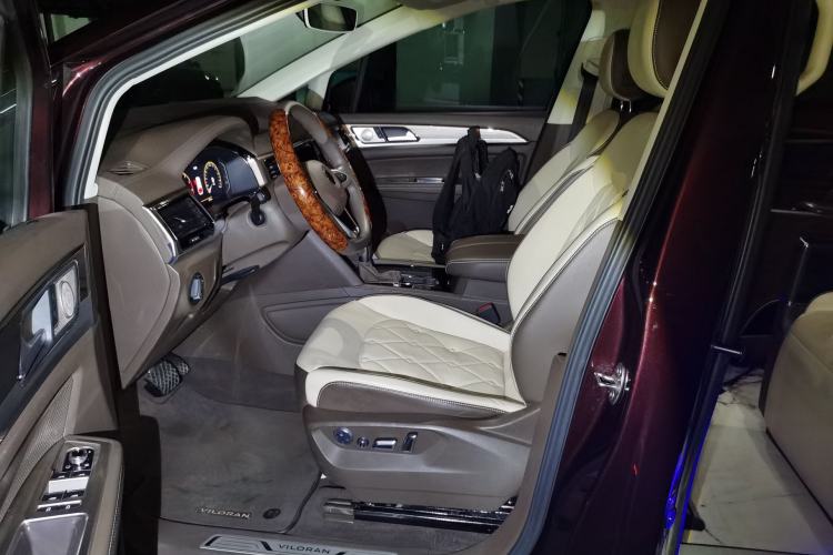 Used Volkswagen Viloran 2020 330TSI Business Edition
