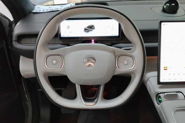 Used Nio ES6 2024 75 kWh
