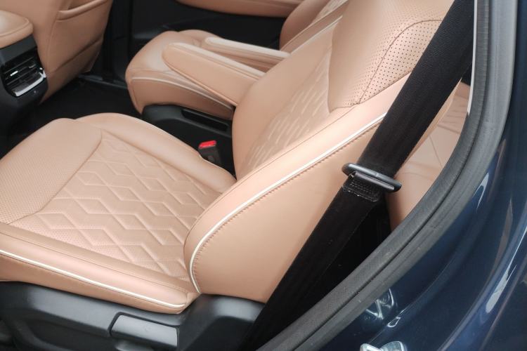 Used Wuling Jiachen 2022 1.5T CVT Deluxe Flagship Edition
