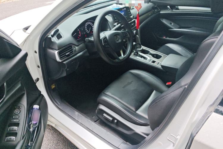 Used Honda Accord 2018 260TURBO Elite Edition China VI Driver Seat