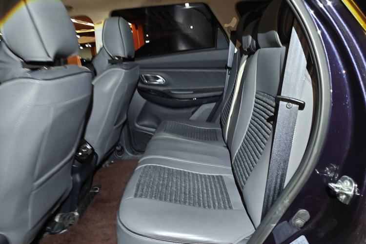 Used CHANGAN OSHAN X7 2020 1.5T Automatic Prestige Edition Left Rear Seat