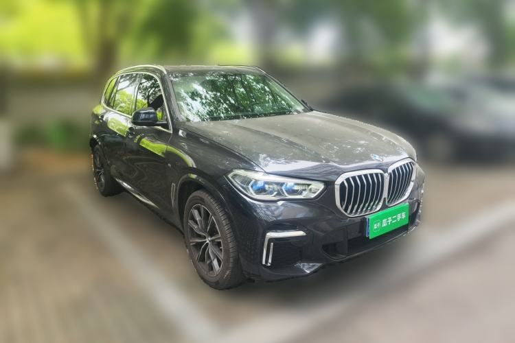 Used BMW X5 2022 Restyled xDrive 30Li Luxury Version M Sport Package
