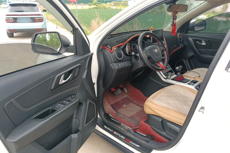 Used Bestune X40 2019 1.6L Automatic Luxury Edition China VI Driver Seat