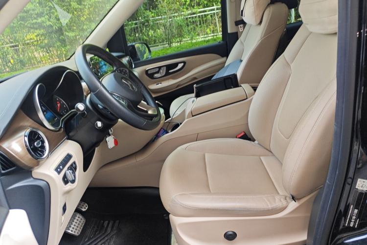 Used Mercedes-Benz V-Class 2021 V 260 Prestige Edition Left Front Seat