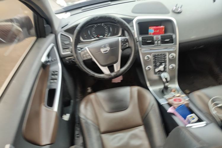 Used Volvo XC60 2015 T5 AWD Zhiyuan Edition
