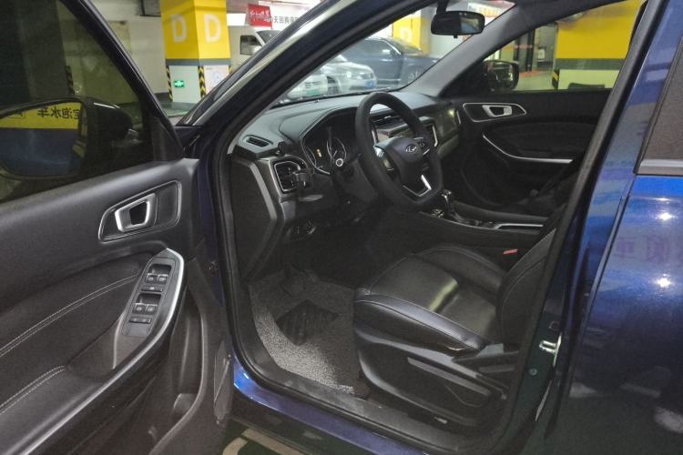 Used Chery Tiggo 8 2018 1.5 TCI Automatic Exclusive Edition 7-Seater Driver Seat