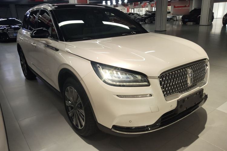 Used Lincoln Corsair 2022 2.0T Two-Wheel Drive Luxury Edition Front Right 45 Deg