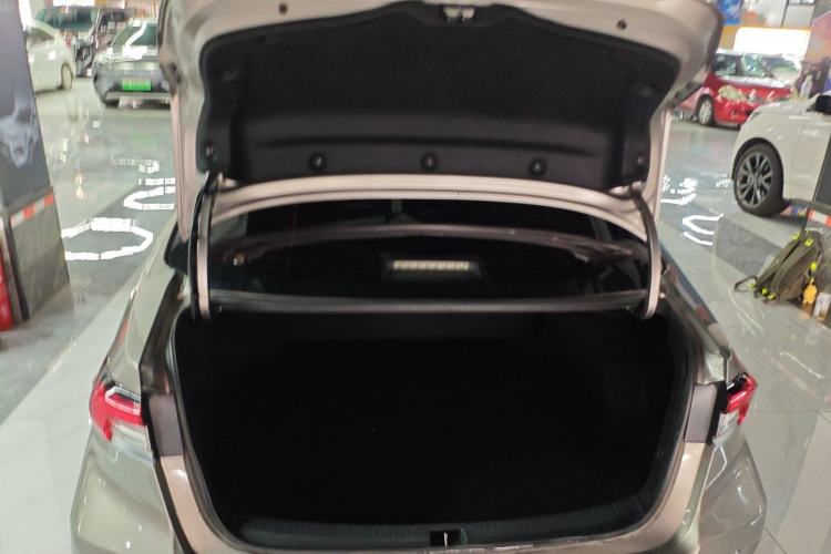 Used Toyota Corolla 2021 Dual-Motor 1.8L E-CVT Elite Edition Trunk