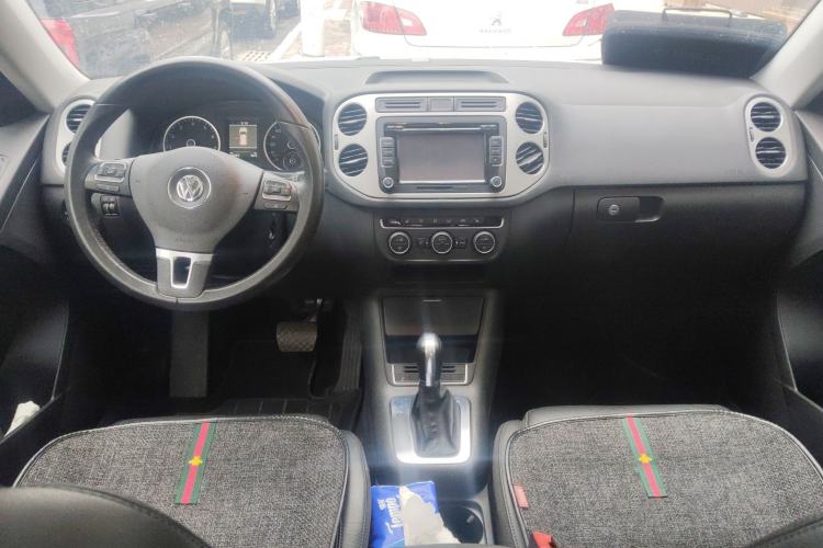 Used Volkswagen Tiguan 2013 1.8TSI Automatic Two-Wheel Drive Luxury Model Center Console