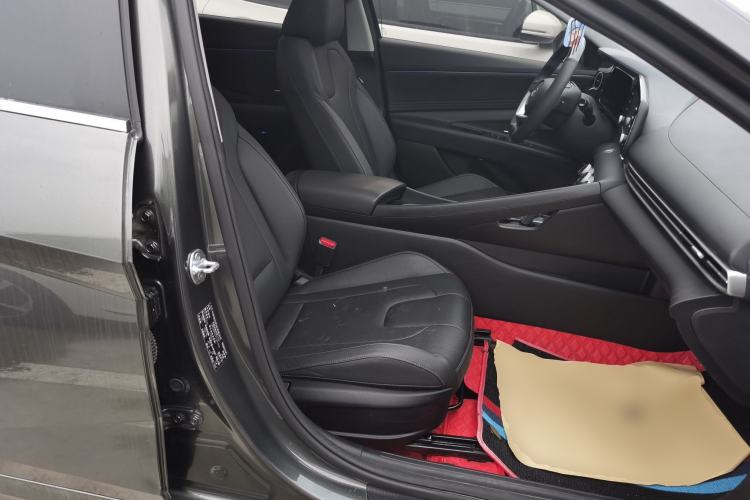 Used Hyundai Elantra 2023 1.5L CVT GLX Elite Edition
