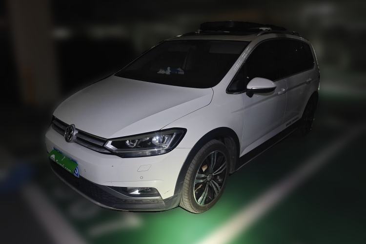 Used Volkswagen Touran 2018 Volkswagen Touran L 280TSI DSG Boundary Edition 6-Seater China VI Standard