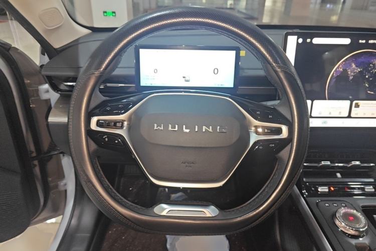 Used Wuling Xingguang 2024 Co-Creation Edition 510 Advanced Model
