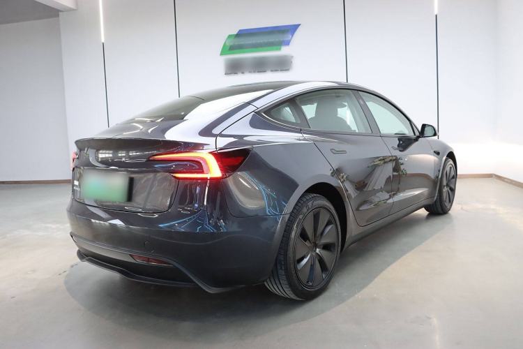 Used Tesla Model 3 2025 Rear-Wheel-Drive Version
