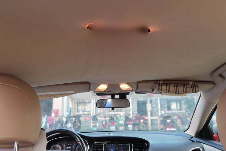 Used Fiat Viaggio 2012 1.4T Automatic Enjoyment Edition
