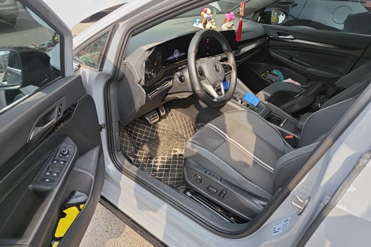 Used Volkswagen Golf 2021 280TSI DSG R-Line
