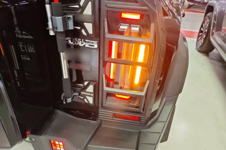 Used JETOUR Traveler 2024 2.0T All-Wheel-Drive Silver Dragon Wings