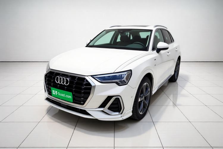 Used Audi Q3 2023 35 TFSI Fashion Dynamic Model (1.4T)