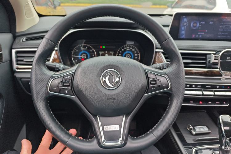 Used Dongfeng Fengon 580 2017 1.5T CVT Smart Style Model Steering Wheel