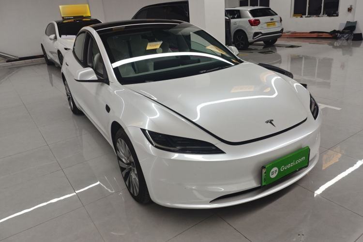 Used Tesla Model 3 2023 Long-Range All-Wheel-Drive Version