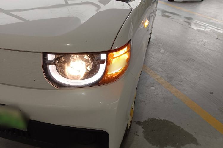 Used Chery QQ Ice Cream 2022 170km Sundae Phosphate Lithium-Ion