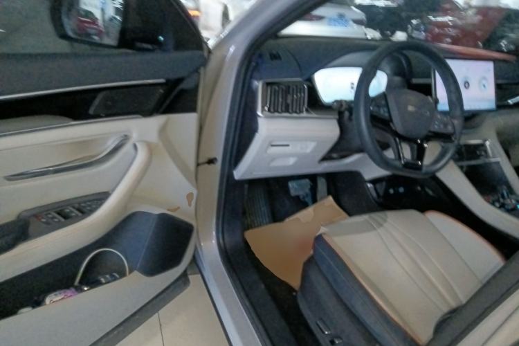 Used BYD Song PLUS New Energy 2024 Honor Edition EV 520km Luxury Model Driver Seat