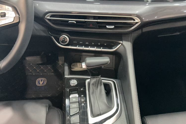 Used Changan Eado 2020 PLUS Blue Whale NE 1.4T GDI DCT Prestige Model
