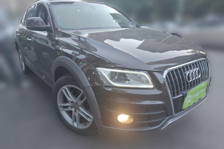 Used Audi Q5 2017 Plus 40 TFSI Technology Model
