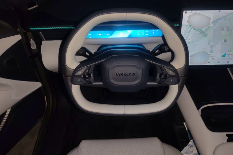 Used Lynk & Co Z10 2025 95 kWh 702 km All-Wheel-Drive Halo