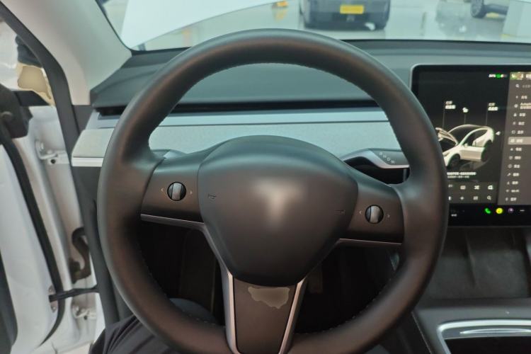 Used Tesla Model Y 2024 Rear-Wheel-Drive Version