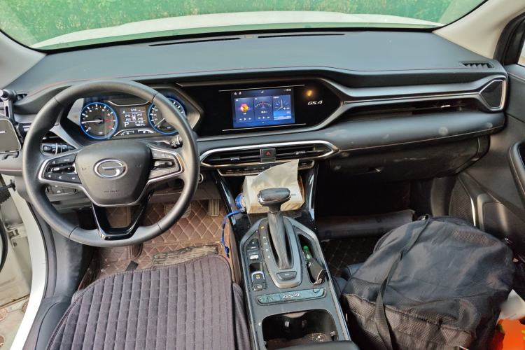 Used GAC Trumpchi GS4 2020 270T Automatic Elite Tech Edition Center Console