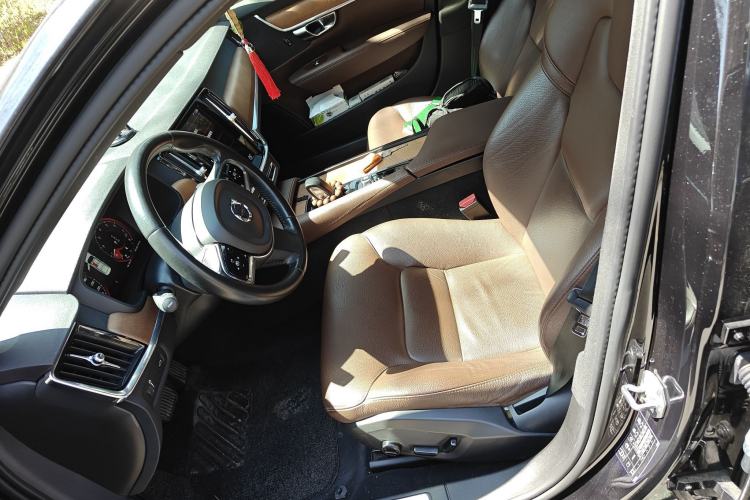 Used Volvo S90 2021 B5 Zhiyi Luxury Edition