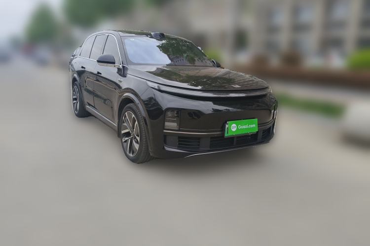 Used Li Auto L8 2023 Pro Model Front Right 45 Deg