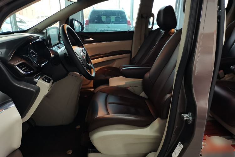 Used Buick GL8 2021 Land Cruiser Executive Class 652T Comfort Model