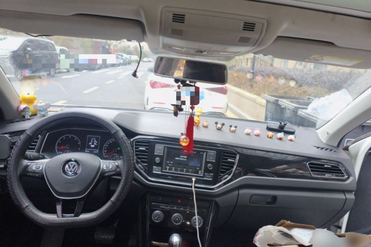 Used Volkswagen T-ROC 2018 280TSI DSG Two-Wheel-Drive Comfort Version China V Standard