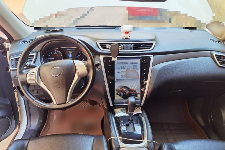 Used Nissan X-Trail 2014 2.0L CVT Comfort Edition 2WD Center Console