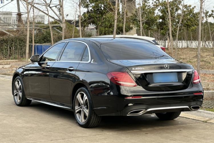 Used Mercedes-Benz E-Class 2018 Facelift E 200 L Sport Edition