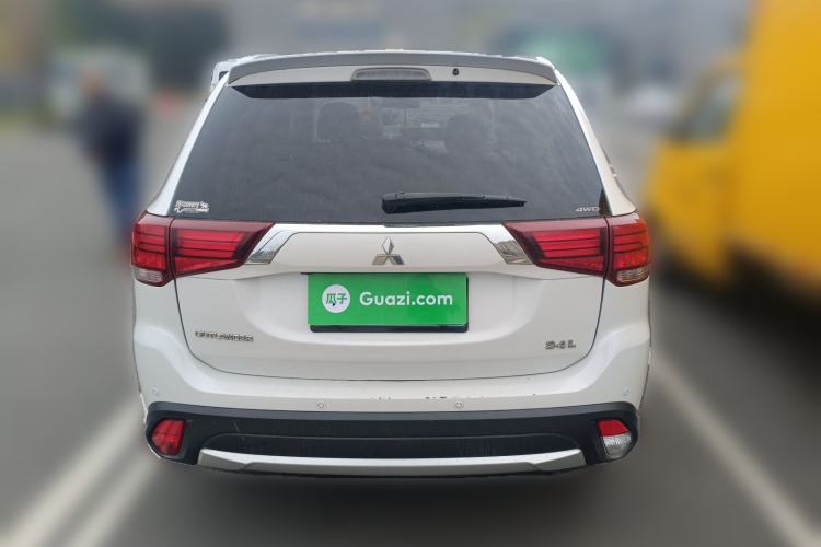 Used Mitsubishi Outlander 2016 2.4L 4x4 Elite Edition 5 Seats