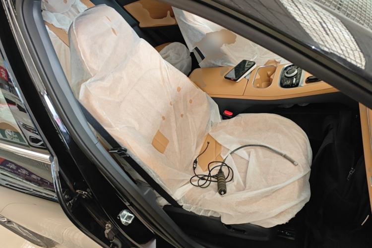 Used Geely Galaxy Xingjian 7 EM-i 2025 120km Exploration+ Version
