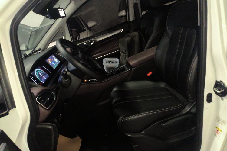 Used GAC Trumpchi M6 2021 PRO 270T Automatic Luxury Edition Left Front Seat