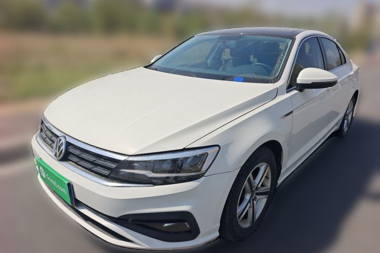 Used Volkswagen Lamando 2019 230TSI DSG Fashion Edition China VI