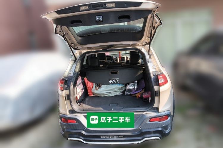 Used Jeep Cherokee 2016 2.4L Leading Smart Version
